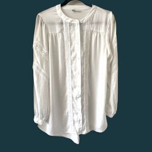CATO White Blouse with Lace/Crochet Detailing - Size Large